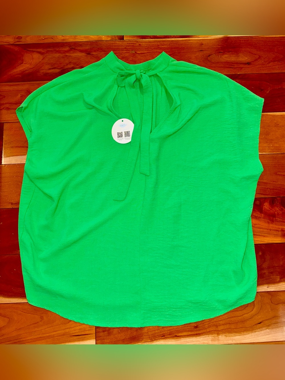 NWT Reborn Bright Green Tie-Neck Blouse